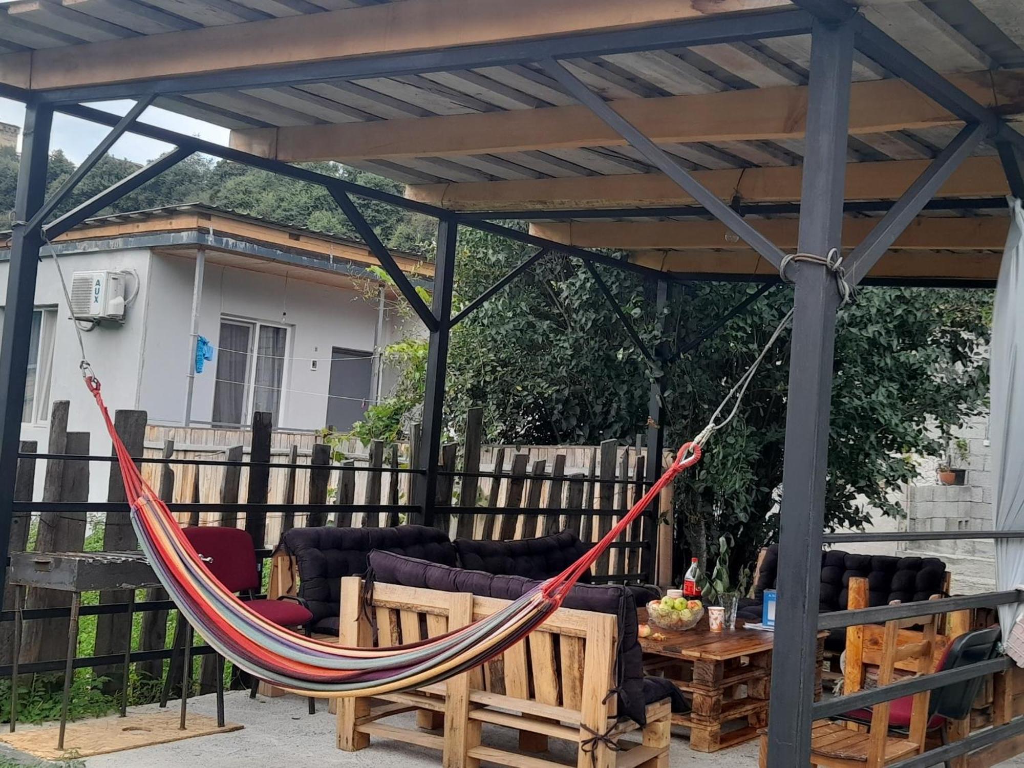 Lela Guest House Mestia Kültér fotó